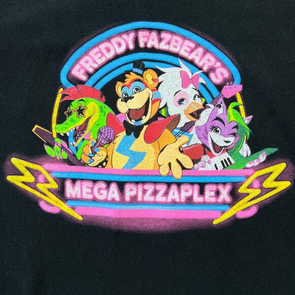 Five Nights at Freddy's Adult T-Shirt -Freddy Fazbear's Mega Pizzaplex Size L - Picture 3 of 5